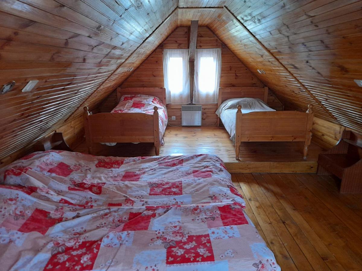 Rooms Ma La คาร์โลวัตส์ ภายนอก รูปภาพ